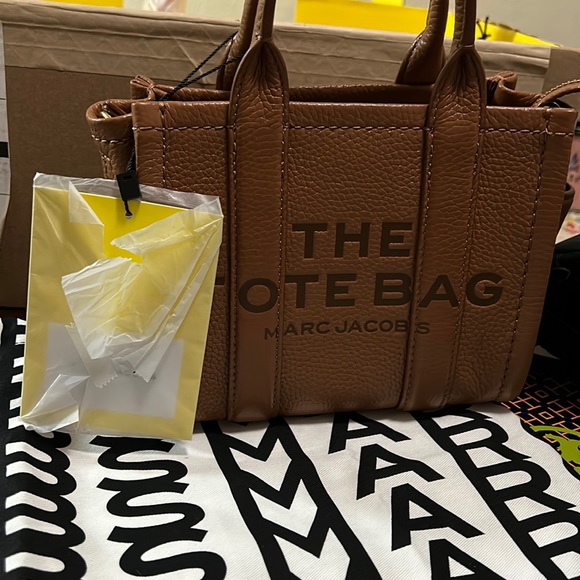 Marc Jacobs Handbags - Marc Jacobs The Tote Bag Micro Size